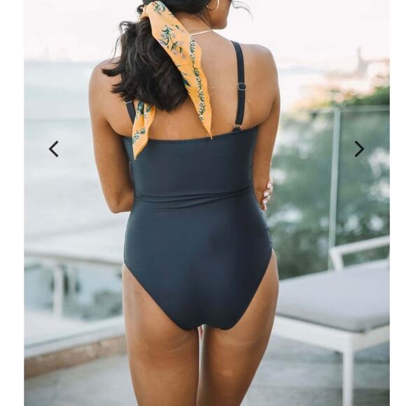 Modest Simple Black Adjustable Strap One Piece Swimsuit- Size XL - Picture 5 of 13